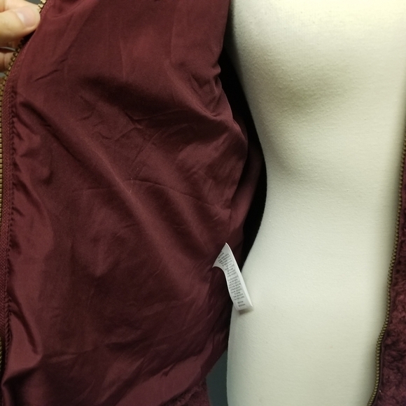 Pendleton Cranberry Wine Cozy Soft Fuzzy Teddy Bear Zip Sweatshirt Small - Picture 5 of 8